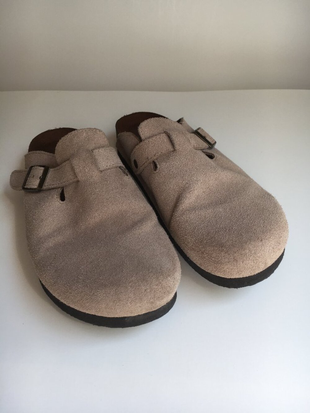 White Mountain Bari Footbeds Clog Shoes 10 Taupe Suede Beige